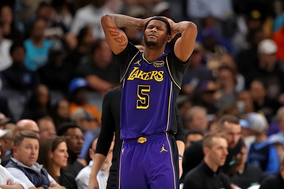 湖人险胜立陶宛男篮,波特关键制胜 湖人险胜立陶宛男篮,波特关键制胜