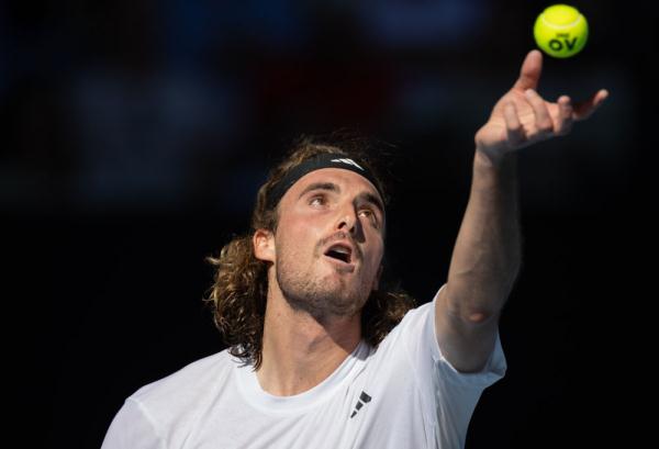 欧洲网球队绝杀澳大利亚网球队,西西帕斯制霸全场 欧洲网球队绝杀澳大利亚网球队,西西帕斯制霸全场