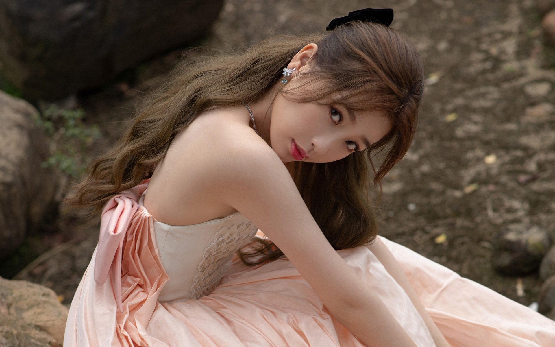 钢铁脊梁与烈焰之心，巴斯托尼如何用冷静的火焰点燃欧冠之夜