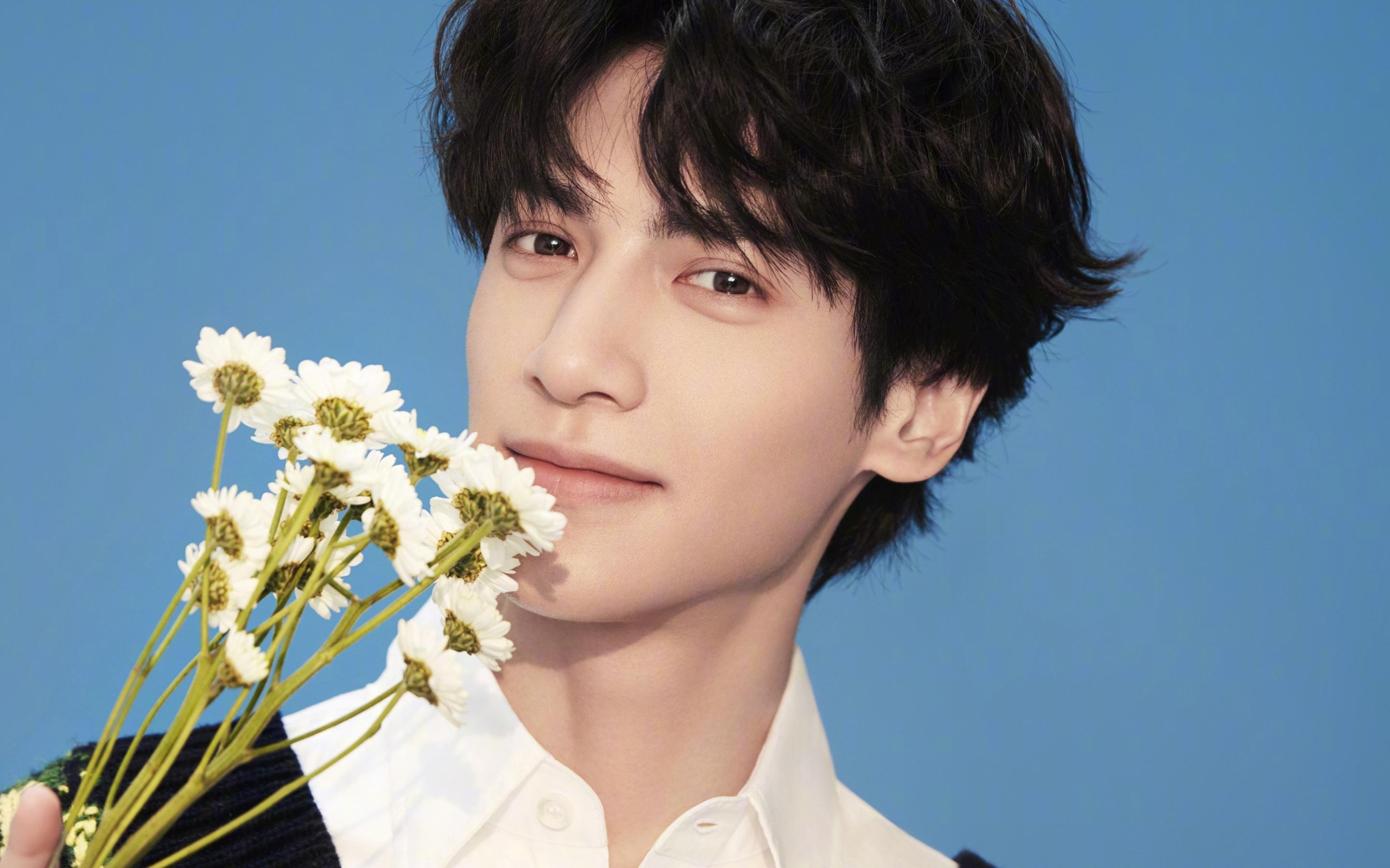 瑞士军刀刺穿大黄蜂，富安健洋的防线解剖课