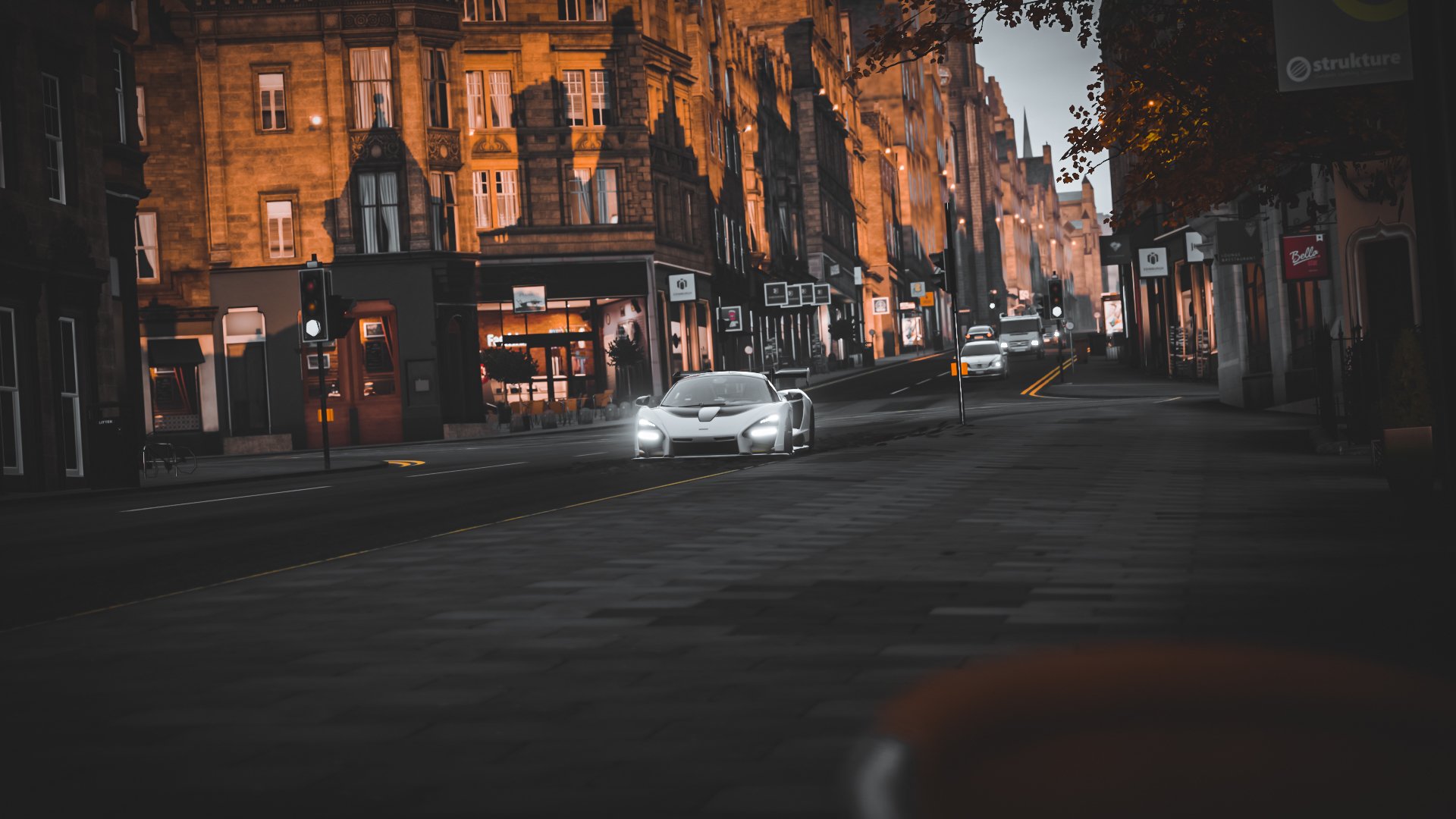 黄潜艇的导演，国家队的幽灵，布鲁诺·索里亚诺的双面舞台